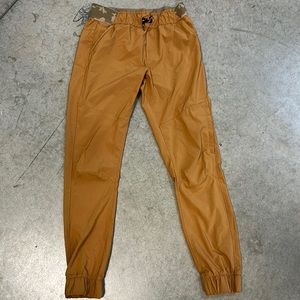 LN a boys Weatherproof size YL 14-16 pants